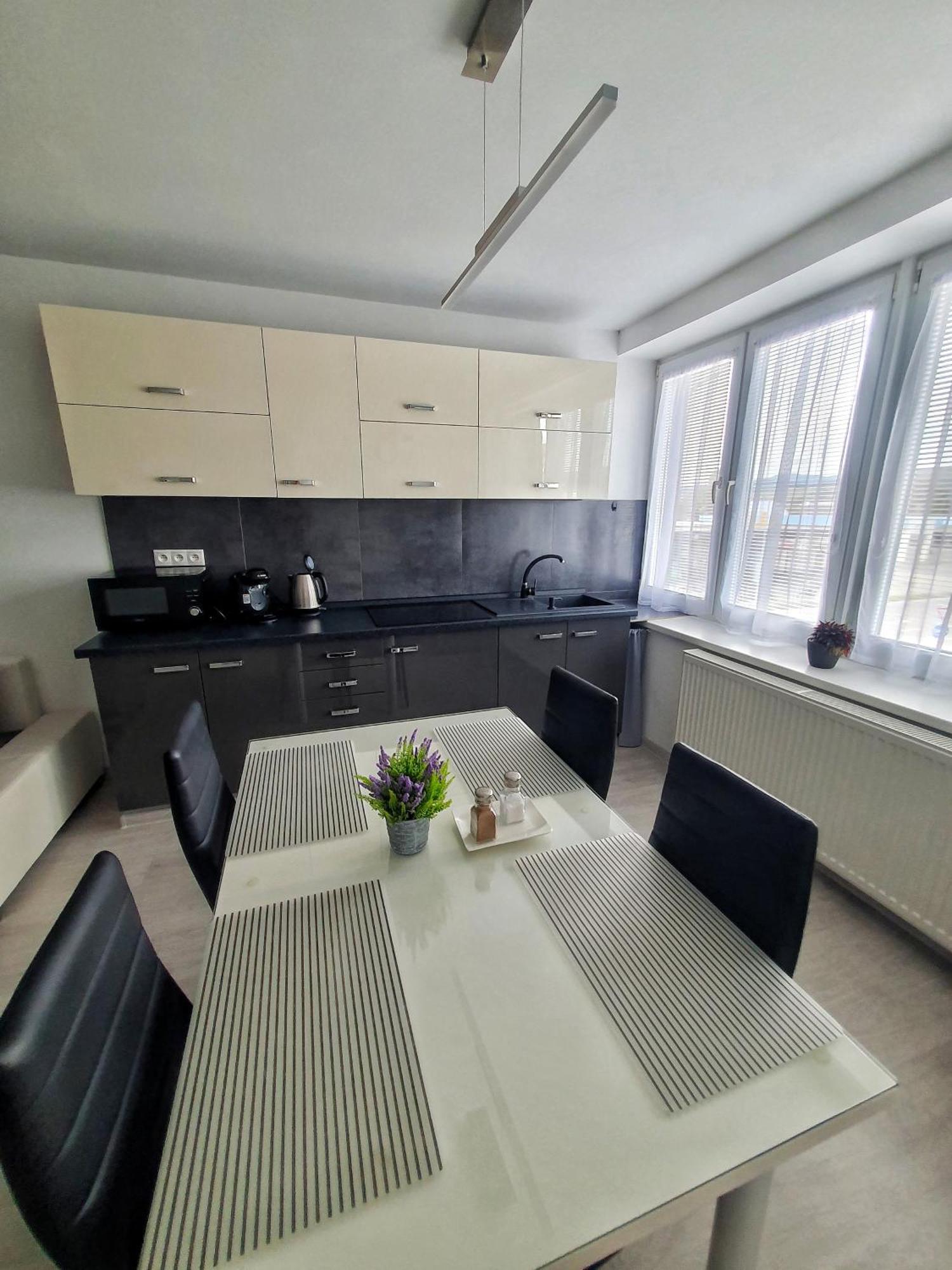 Apartmany Bytca Buitenkant foto